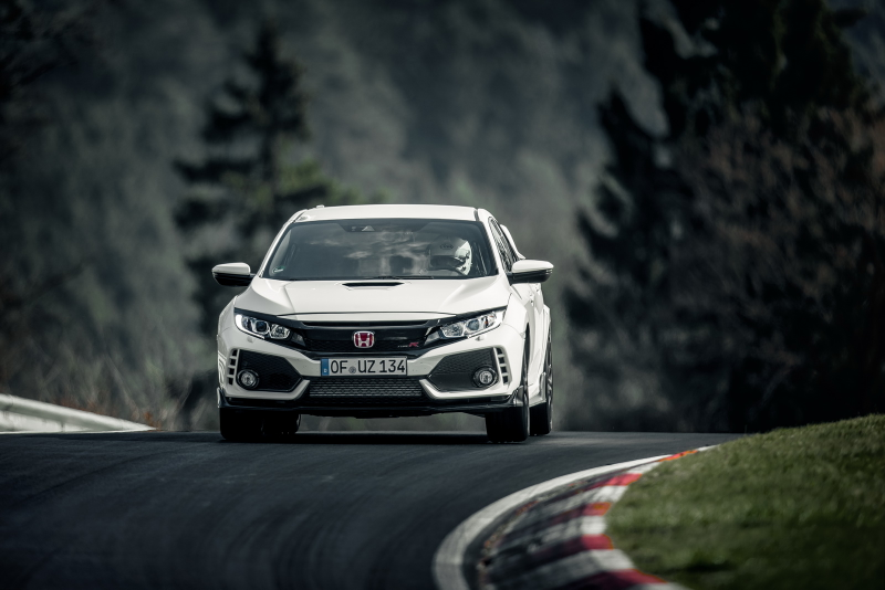 Illustration for article titled The 2018 Honda Civic Type R Is The New Front-Wheel Drive Nürburgring King